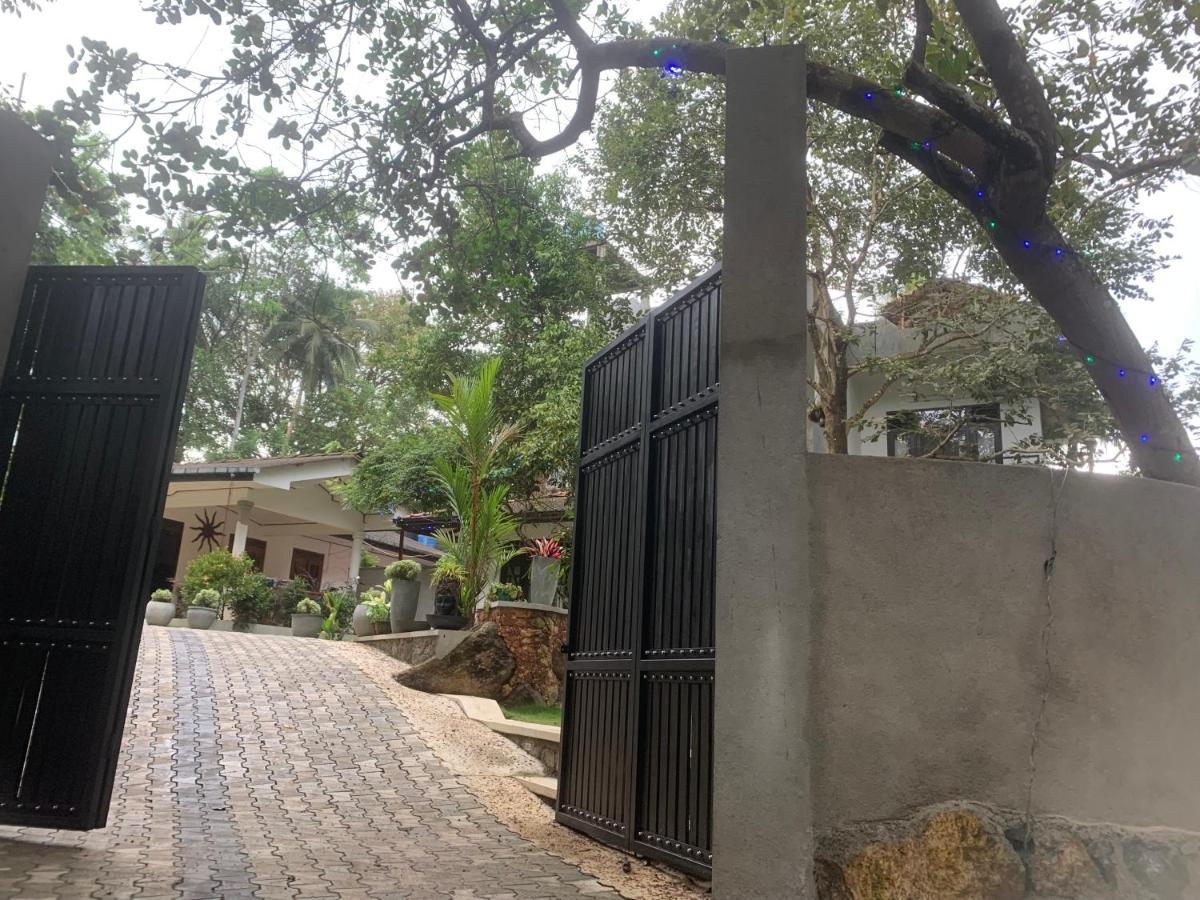 Center Point Villa Unawatuna Exterior foto